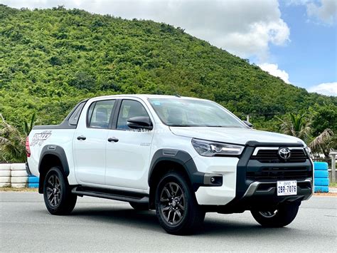 Toyota Hilux Revo 2023