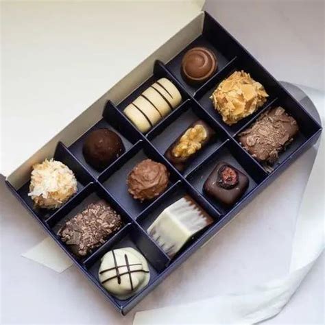 Piece Multi Flavour La Chocolate Villa Homemade Chocolates, for Gift ...