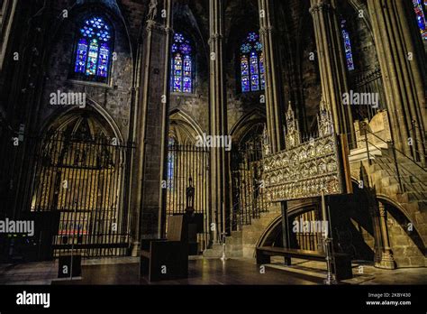 Interior of the Cathedral of Girona (Catalonia, Spain) ESP: Interior de ...