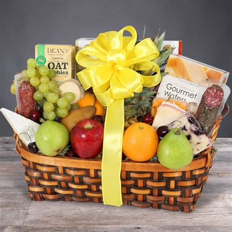 Gourmet Food Basket | Miami Flowers Design