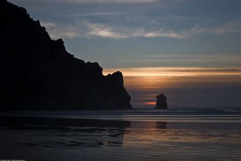 Close. Sunset at Morro Rock, Morro Bay, CA 18 Dec. 2009. | Flickr