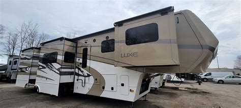 Best Luxury Fifth Wheel Toy Hauler | Wow Blog