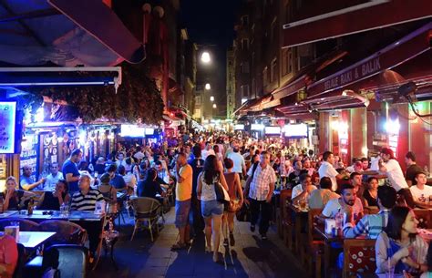 Istanbul Nightlife - Experience Istanbul Nightlife at Its Best in These ...