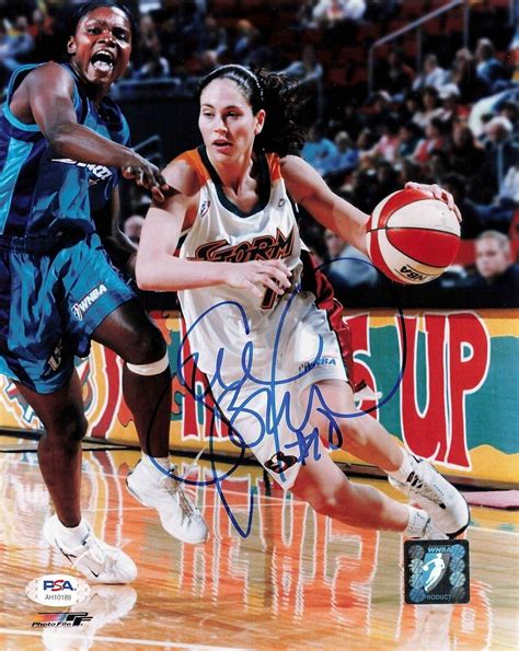 Amazon.com: Autographed Sue Bird Photo - 8x10 WNBA - PSA/DNA Certified ...