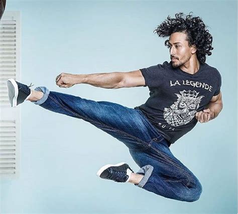 Daring Stunner: Tiger Shroff's Clean Stunts That Will Stun You | IWMBuzz