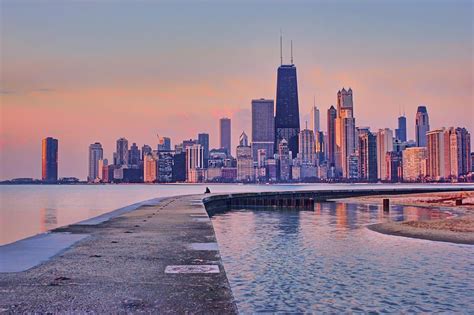 North Avenue Beach Pier | Chicago beach, Running on the beach, Chicago