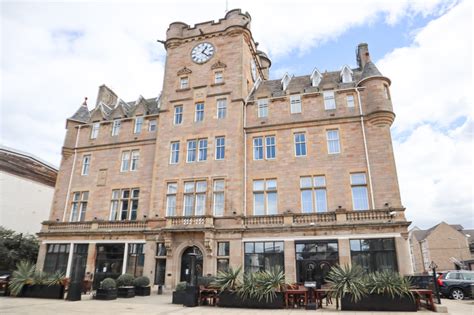 14 Edinburgh Hotels with Parking (Free & Discounted)