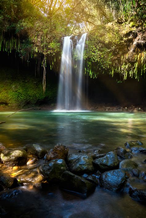 Maui Waterfalls You MUST Visit That Will Blow You Away!