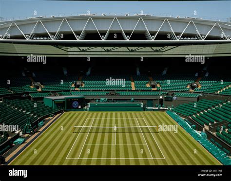 Wimbledon Centre Court View - Goimages Board