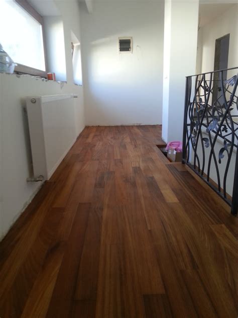 Parchet lemn masiv - Real wood floor