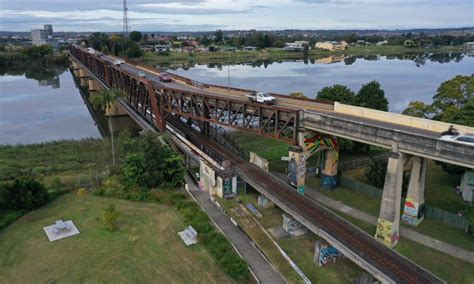 BIRTHDAY BASH FOR 90-YEAR-OLD GRAFTON BRIDGE - Northern Rivers News and ...