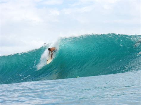 Surfing Bocas del Toro: There are plenty of surfing hot spots along the ...