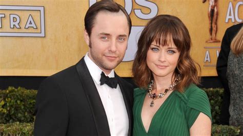 Alexis Bledel and Vincent Kartheiser Welcome Baby Boy - ABC News