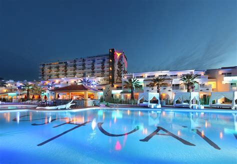 Ushuaia Ibiza Beach Hotel - UPDATED Prices, Reviews & Photos (Playa d ...