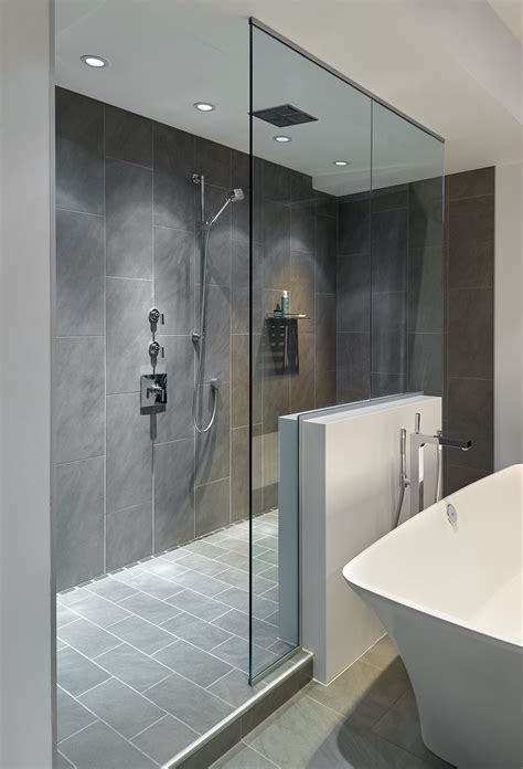 Modern Bathroom with Large Walk-in Doorless Shower and Soaking Tub