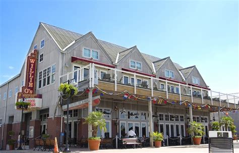 The Top Ten Seafood Restaurants In Galveston, Texas