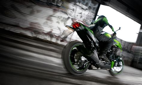 KAWASAKI Z1000 specs - 2012, 2013 - autoevolution