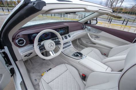 Mercedes E 300 Cabriolet Interior Editorial Photography - Image of ...