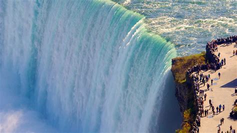 Horseshoe Falls in Niagara Falls, Ontario | Expedia