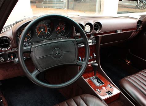 1986 Mercedes 560SL interior | Mercedes sl, Mercedes benz classic, Mercedes