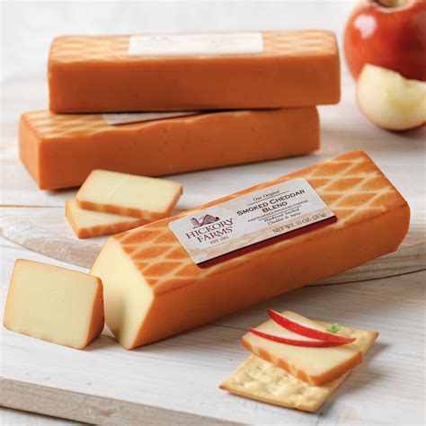 Hickory Farms Smoked Cheddar Blend | Hickory Farms