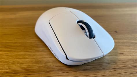 Logitech G Pro X Superlight Wireless Gaming Mouse - Review 2021 - PCMag ...