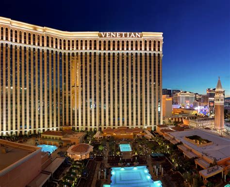 The Venetian Tower | Luxury Hotel & Resort in Las Vegas