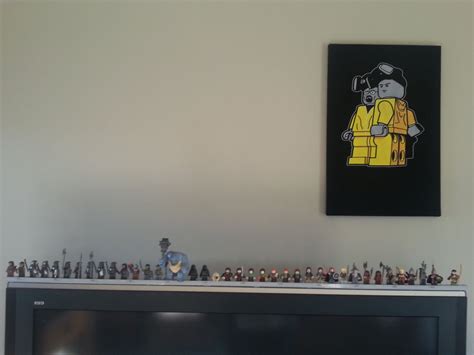 Minifigs and Art - Members Albums Category - BRICKPICKER