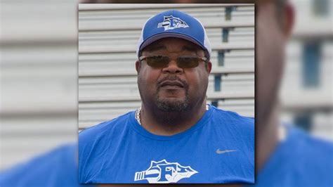 Frankston ISD history teacher, coach dies | cbs19.tv