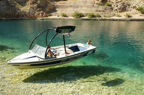 Why is Flathead Lake so clear?. Flathead Lake in Montana is renowned ...