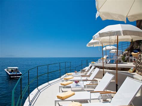 Ravello | Italy hotels, Hotels and resorts, Hotel terrace