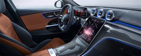 2022 Mercedes-Benz GLA Interior Features & Dimensions