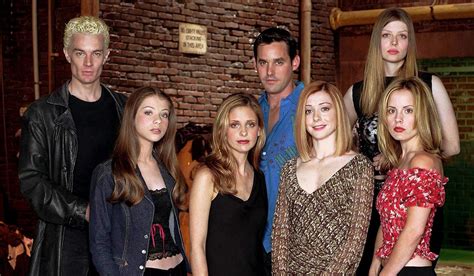 Cast of Buffy the Vampire Slayer reunite 16 years after show ends ...