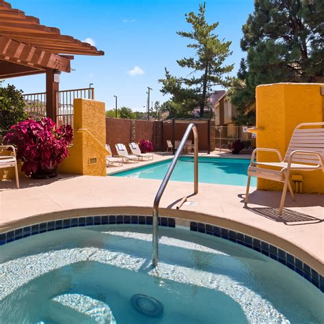 Best Western Albuquerque Airport InnSuites Hotel & Suites