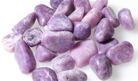 Lepidolite: Meaning, Healing Properties and Powers