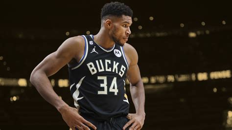 Giannis Antetokounmpo's ex-teammate set a timeframe for his 3-point ...