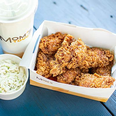 Chicken Wings Delivery near Los Angeles CA - Mom’s Touch | momstouchusa.com