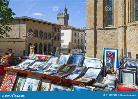 The Architecture and the Art of the City of Arezzo Editorial Stock ...