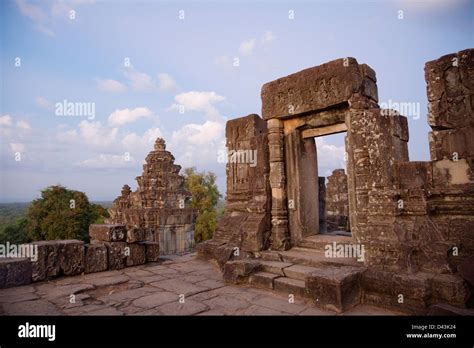 Phnom Bakheng ruins, Angkor, Cambodia Stock Photo - Alamy