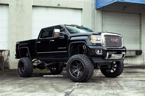 The Truck You've Always Wanted - GMC Sierra HD with a King Size Lift ...