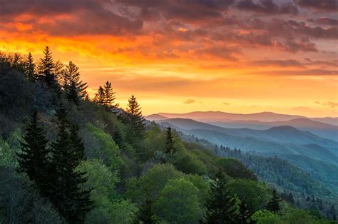 Great Smoky Mountains North Carolina Scenic Landscape Cherokee Rising ...