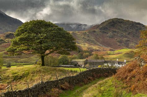 Autumn in the Langdale Valley, Lake District National Park, UNESCO ...