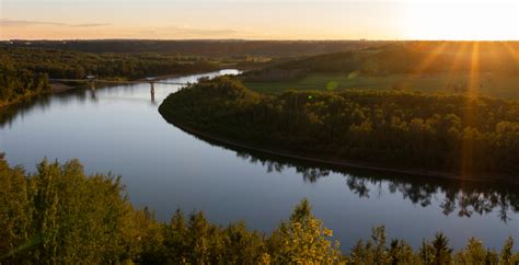 7 of the most scenic places to watch the sunset in Edmonton | Curated