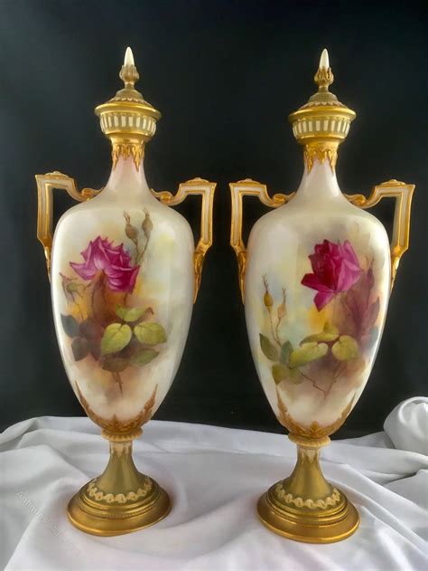 Antiques Atlas - Pair Of Royal Worcester Vases Signed R Austin as805a028