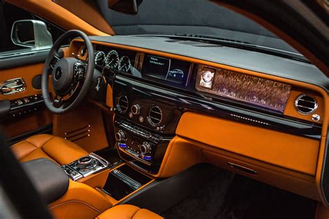 New Rolls-Royce Phantom: PICTURES, FEATURES - Business Insider