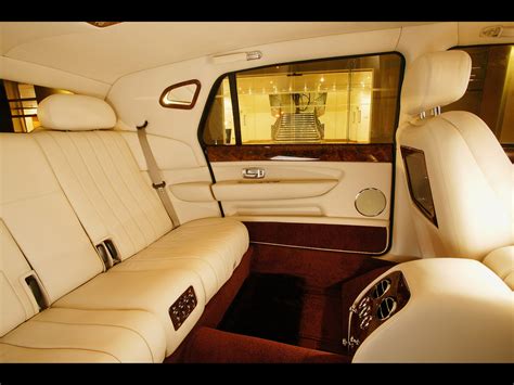 2005 Bentley Arnage Limousine - Interior - Rear - 1280x960 Wallpaper