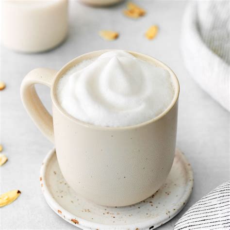 Can You Froth Almond Milk? - Texanerin Baking