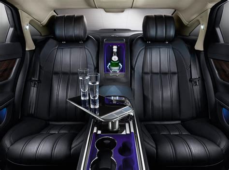 Jaguar back seat | Jaguar xj, Sportauto's, Jaguar