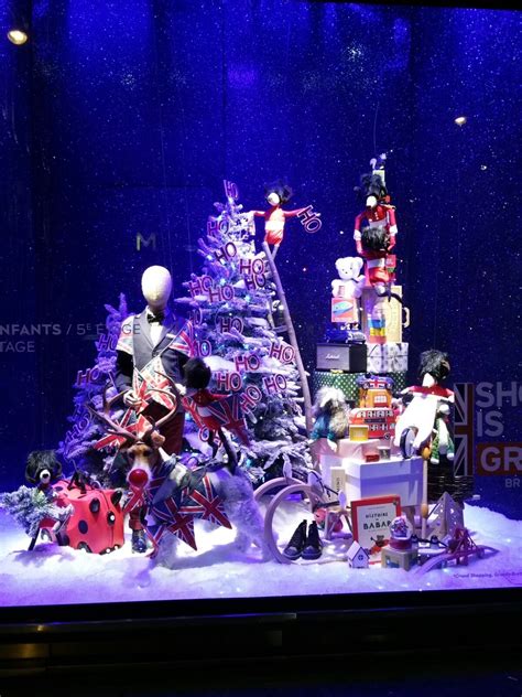 Christmas 2015 windows in Paris - Code Noir Style