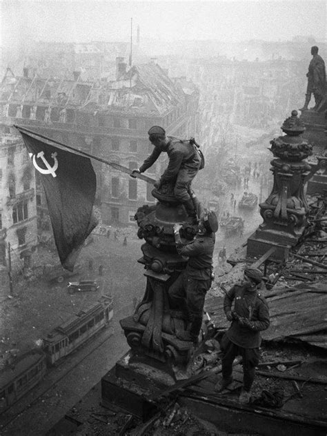 75th Anniversary of the 1st Soviet Flag raised over the Reichstag ...